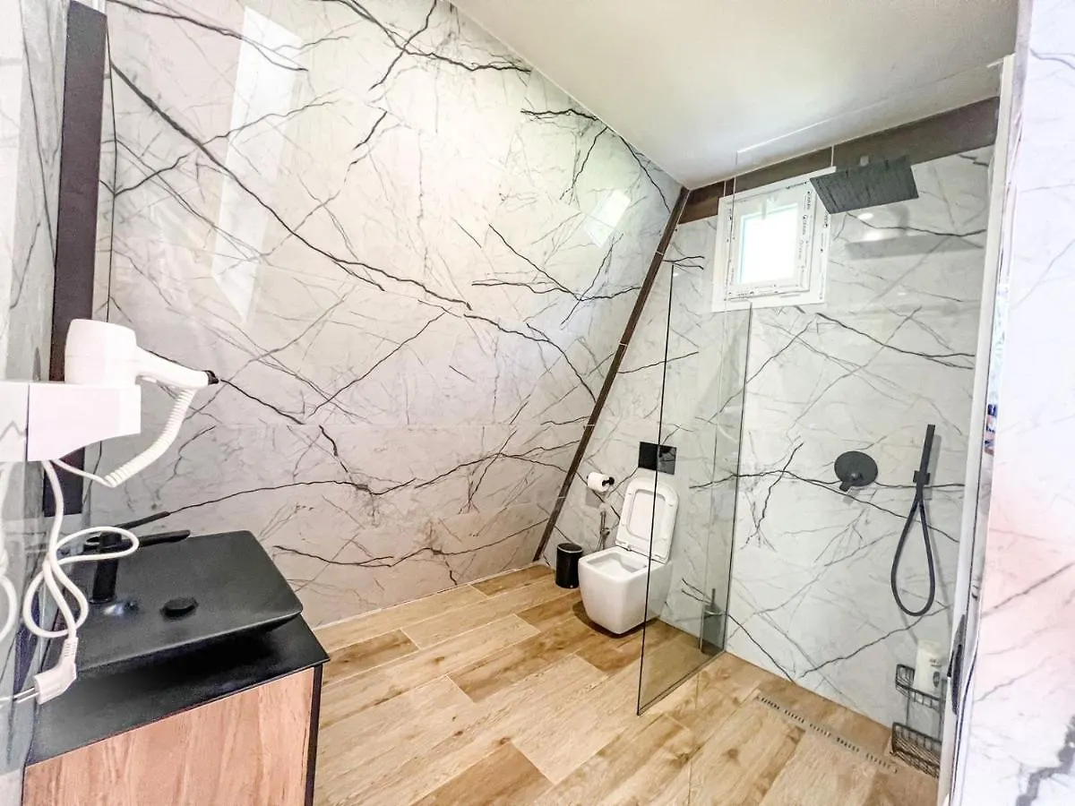 Villa Logu Theth 0*,  Arnavutluk