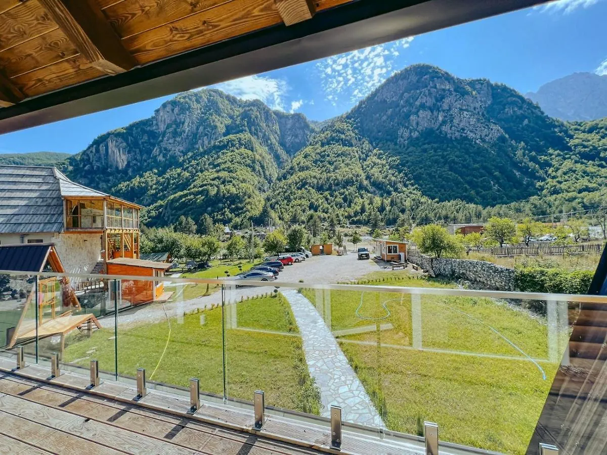 Villa Logu Theth 0*,